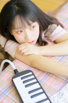 再见艾曼妞